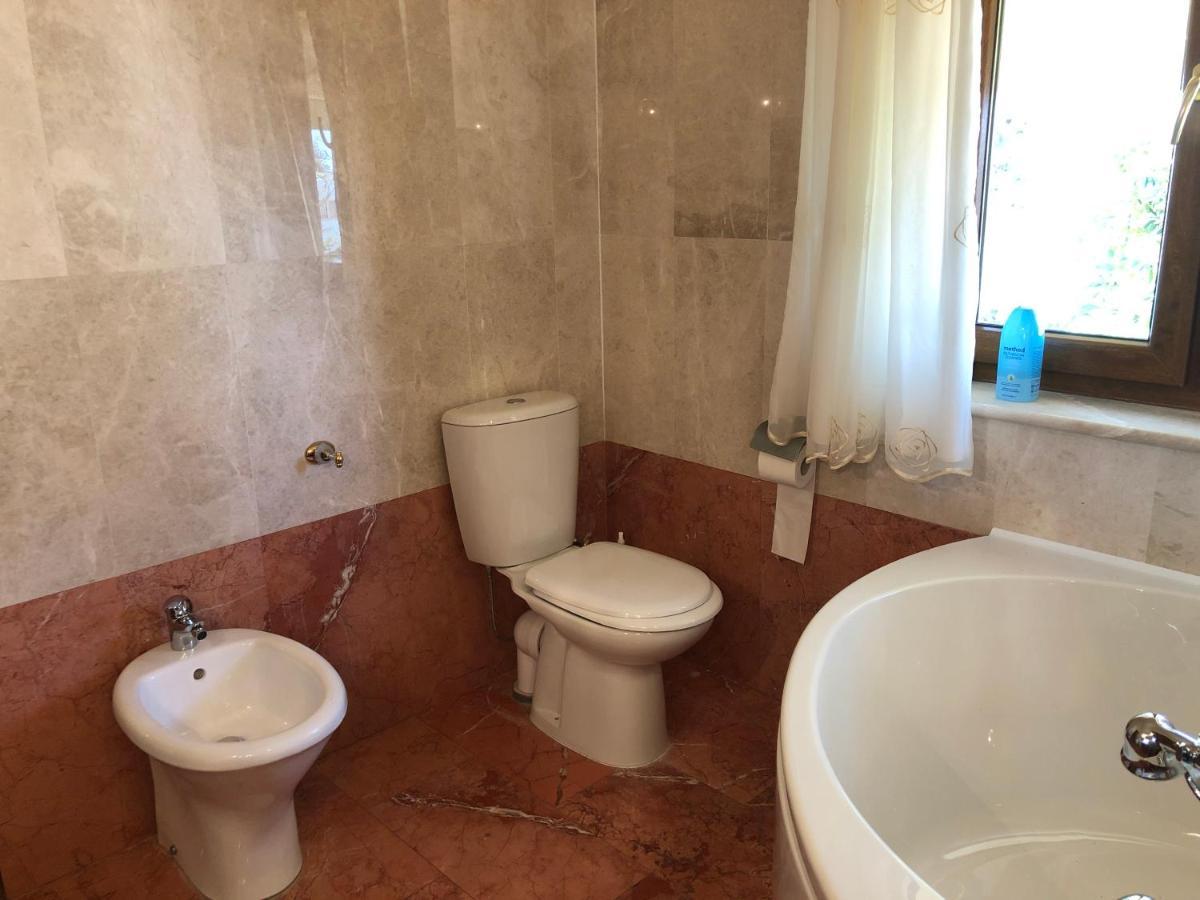 Villa Natalia Ajía Nápa Kültér fotó